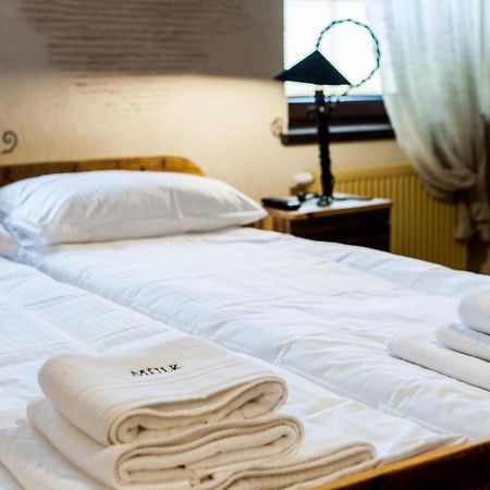 Mulk Checz Kaszebsko Bed & Breakfast Myszewko Exterior photo